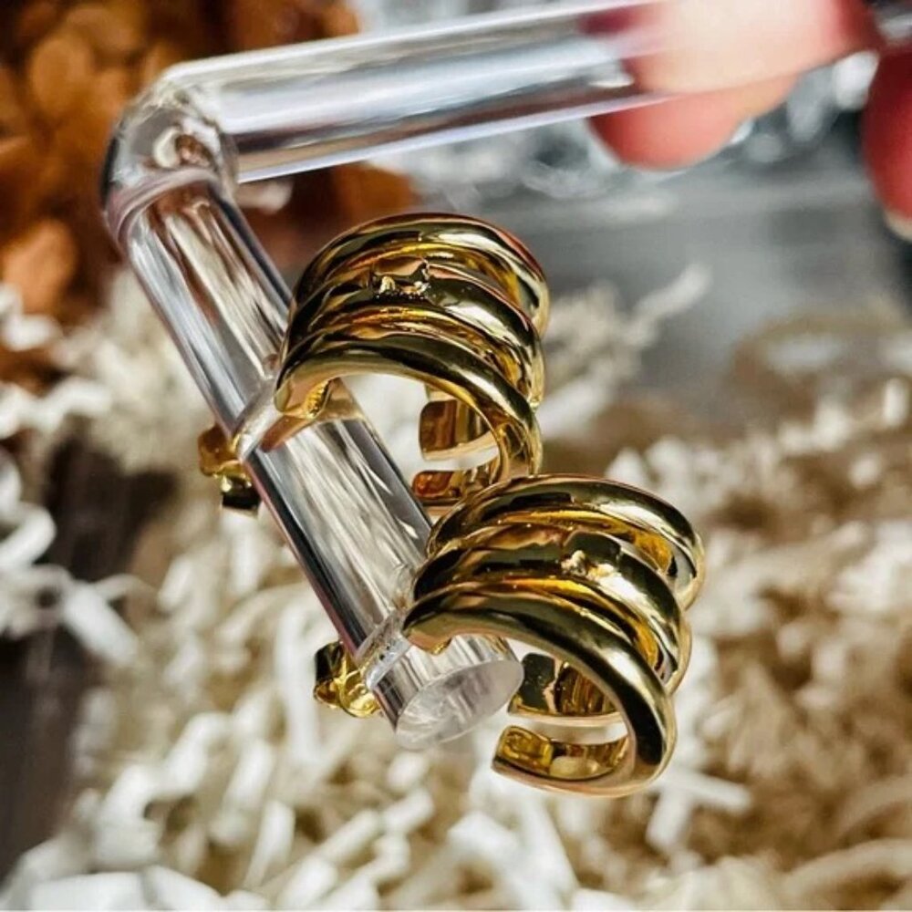 TOUS S925 Gold Overly Silver Bear Mini Three Hoops Pin Earrings
